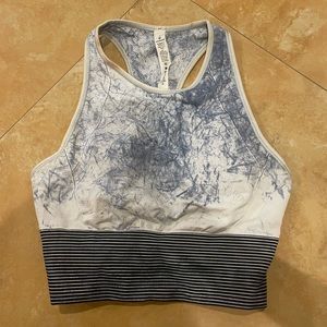 Size 6 lulu sports bra top